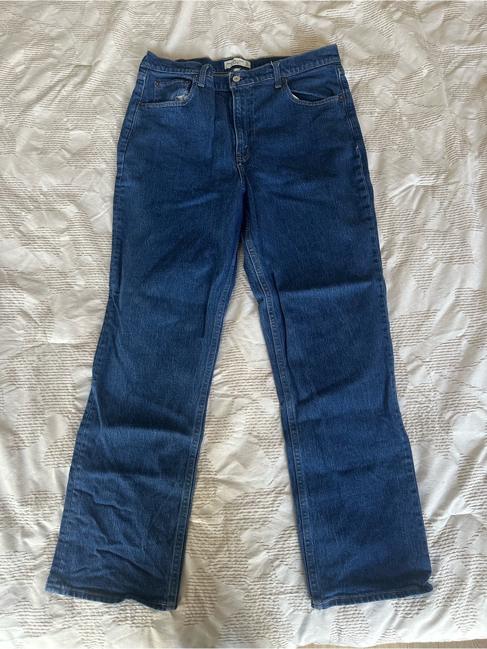 Abercrombie & Fitch Women’s Dark Wash 90s Straight